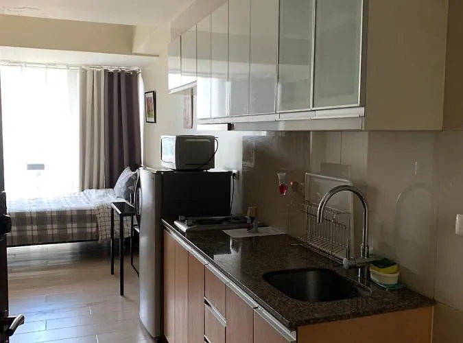 Bed & Breakfast One Eastwood Tower 1 Manila
