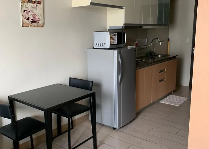 Bed & Breakfast One Eastwood Tower 1 Manila